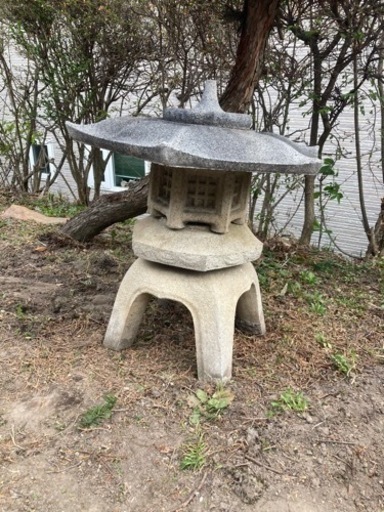 灯篭 灯籠 日本庭園  和風 和モダン お庭のオプジェに