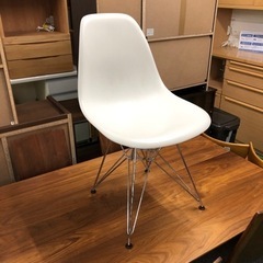 HarmanMiller イームズサイドシェルチェア