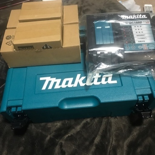 マキタ バッテリー 充電器 ケースセット