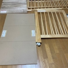 ベビーベッド　ベビー布団の画像