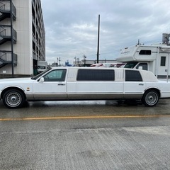 成約済み　新車並行輸入車　リンカーン　タウンカー　リムジンの画像