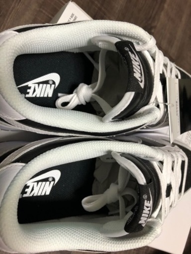 ナイキ バイユー ダンクロー 裏パンダ 26cm 白黒　supremeダンクハイ