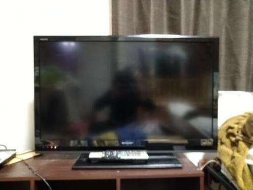 【値下げ】家具家電5点セット！テレビ、ソファ（スツール付）、オーブン、炊飯器、コンロなど