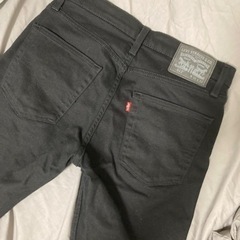 Levi’s 512 ブラック ジーンズの画像