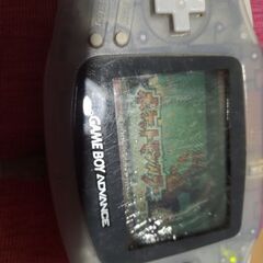 ゲームボーイアドバンス　ポケモンファイアレッド付き