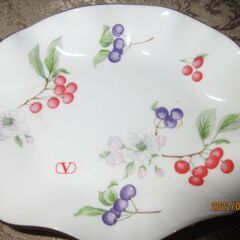 平皿（花柄・３枚）の画像
