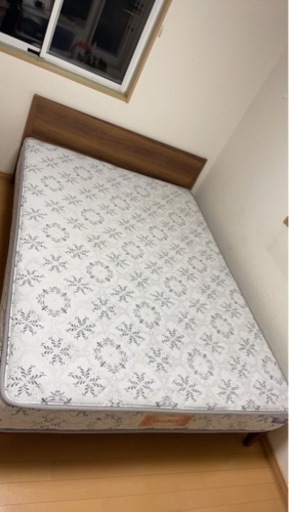 ダブルベット　マットレス　おまけ付き