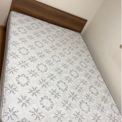 ダブルベット　マットレス　おまけ付き