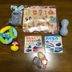 受付停止　差し上げます！　ベビーグッズいろいろ　型はめ、フィーダーなど