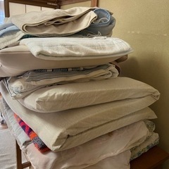 お布団　枕などの画像