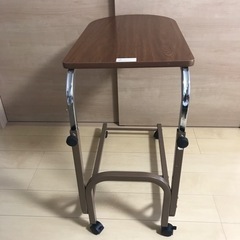 値下げ　サイドテーブル　ベットテーブルの画像