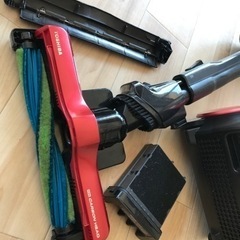 決定済🎵　サイクロン掃除機　TOSHIBA js4000の画像
