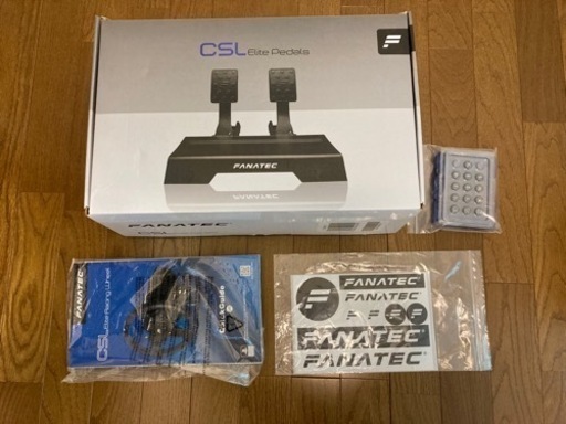 fanatec CSL Elite Racing Wheel ハンコン ペダルセット　レーシングコックピット