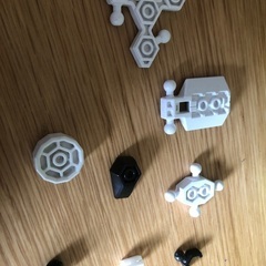 3Dブロック　モノカラー　立体　ロボット　自由デザイン　想像力の画像