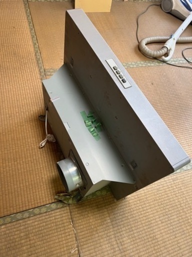レンジフード　ゼロ円で差し上げます。