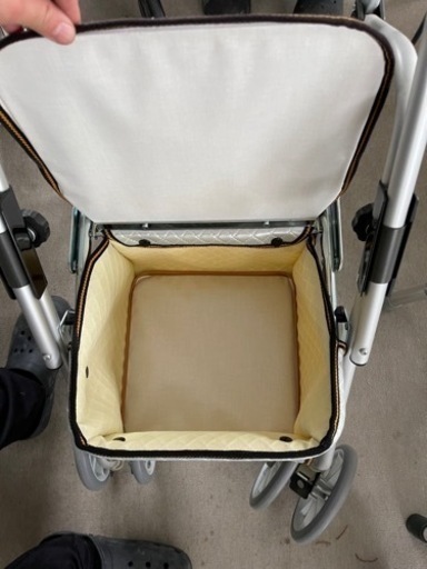 シルバーカー 介護用品