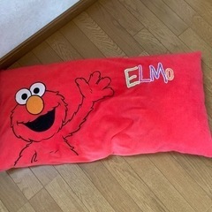 セサミストリート　抱き枕、クッションの画像