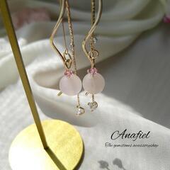 天然石ピアスの画像