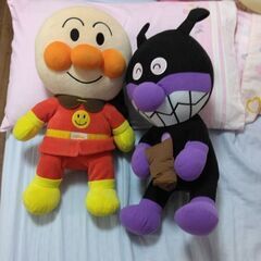 アンパンマンバイキンマンぬいぐるみset値引しました。