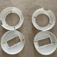 【取引中】シーリングライトの取り付け部品、リモコンを壁につけるケ...