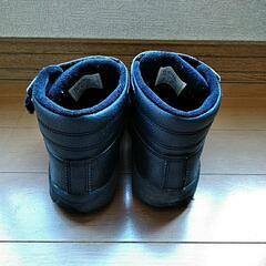 キッズ　アシックス　運動靴　１７センチの画像