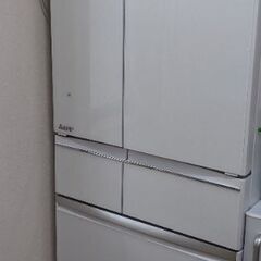 三菱　冷蔵庫　600L　MR-WX60F-W 2021年製