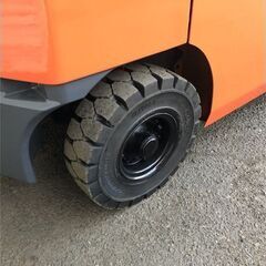 塗装済　2.5トン　ディーゼルフォークリフト　関東輸送費無料(条件有)　試乗下取歓迎　中古フォークリフトの画像