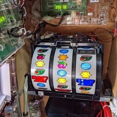 パチスロディスクアップコイン不要機付きの画像