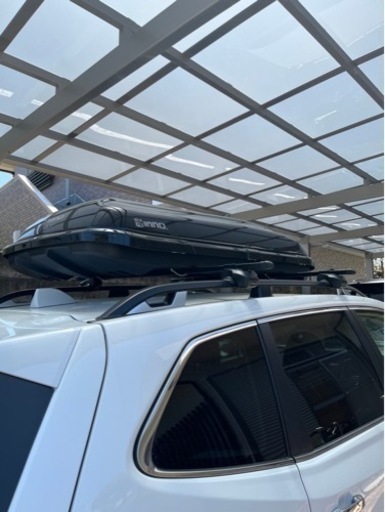 ルーフボックス　inno 33