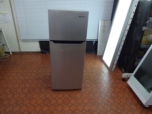 ID 004443　冷蔵庫　２ドア　ハイセンス　120L　２０１８年製　HR-B12AS