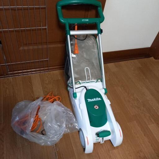電動芝刈機