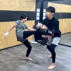 ミット打ち(南森町)の画像