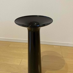 大型フラワーベース（IKEA・黒）インテリアにの画像