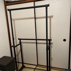 ハンガーラックの画像