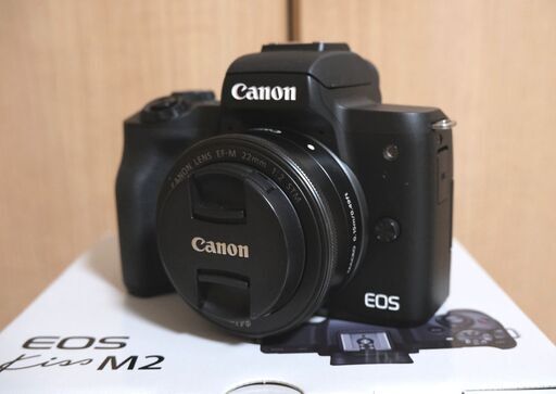 Canon EOS Kiss M2 (ボディーとレンズ2本セット)