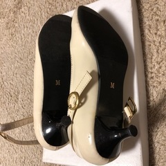 S.W.Beauty パンプスハイヒール　クリーム色 Mサイズの画像