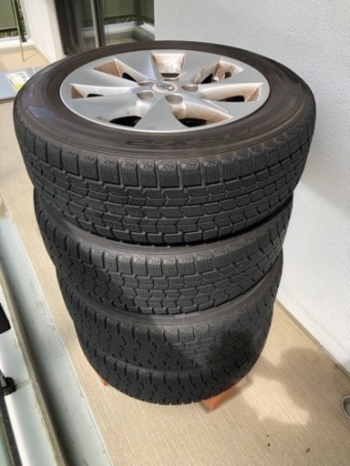 17インチトヨタ純正ホイールとスタッドレス4本セット