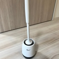 【新品】傷つけないトイレ掃除シリコンブラシの画像