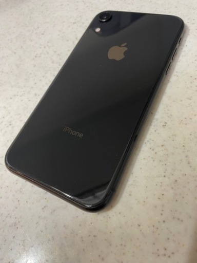 iPhone XR au simロック解除済 128GB