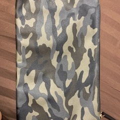 サマンサのクラッチバックの画像