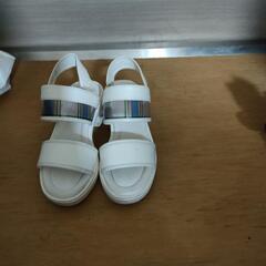 nuovo girl by hawkins