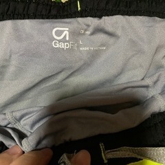 GAP fit  ショートパンツ　ランニングパンツ　蛍光色の画像