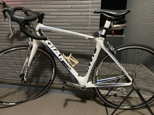 【ロードバイク】GIANT DEFY COMPOSITE SE