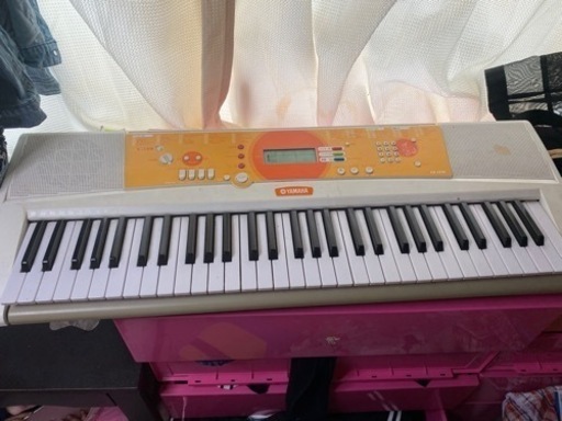 電子ピアノ