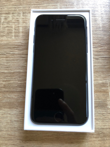【未使用】iPhoneSE3 ミッドナイト 64GB 