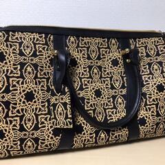 美品印傳屋・キナート ボストンバッグ　鍵も箱も揃っています 