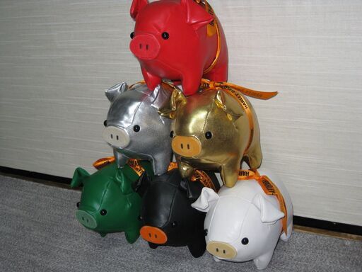 ハーレーダビッドソン　販促用　ブタのぬいぐるみ　6色セット