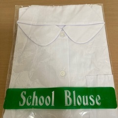 中学　制服ブラウス　半袖　M