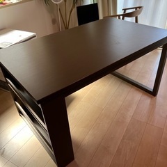 ikea ダイニングテーブルの画像