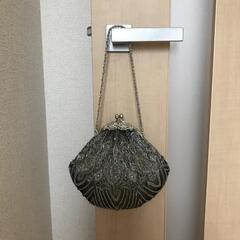 新品、パーティーバッグ ビーズバッグ がま口バッグの画像